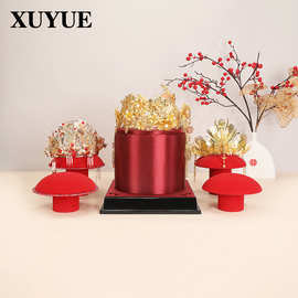 旭跃中式凤冠头饰中式架红色橱窗皇冠展示道具橱窗黄金凤冠展示架