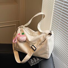 スポーツフィットネスバッグ、短距離旅行バッグ、女性用大容量水泳ヨガバッグ、シングルショルダークロスボディバックパック、男性用独立シューズポジション
