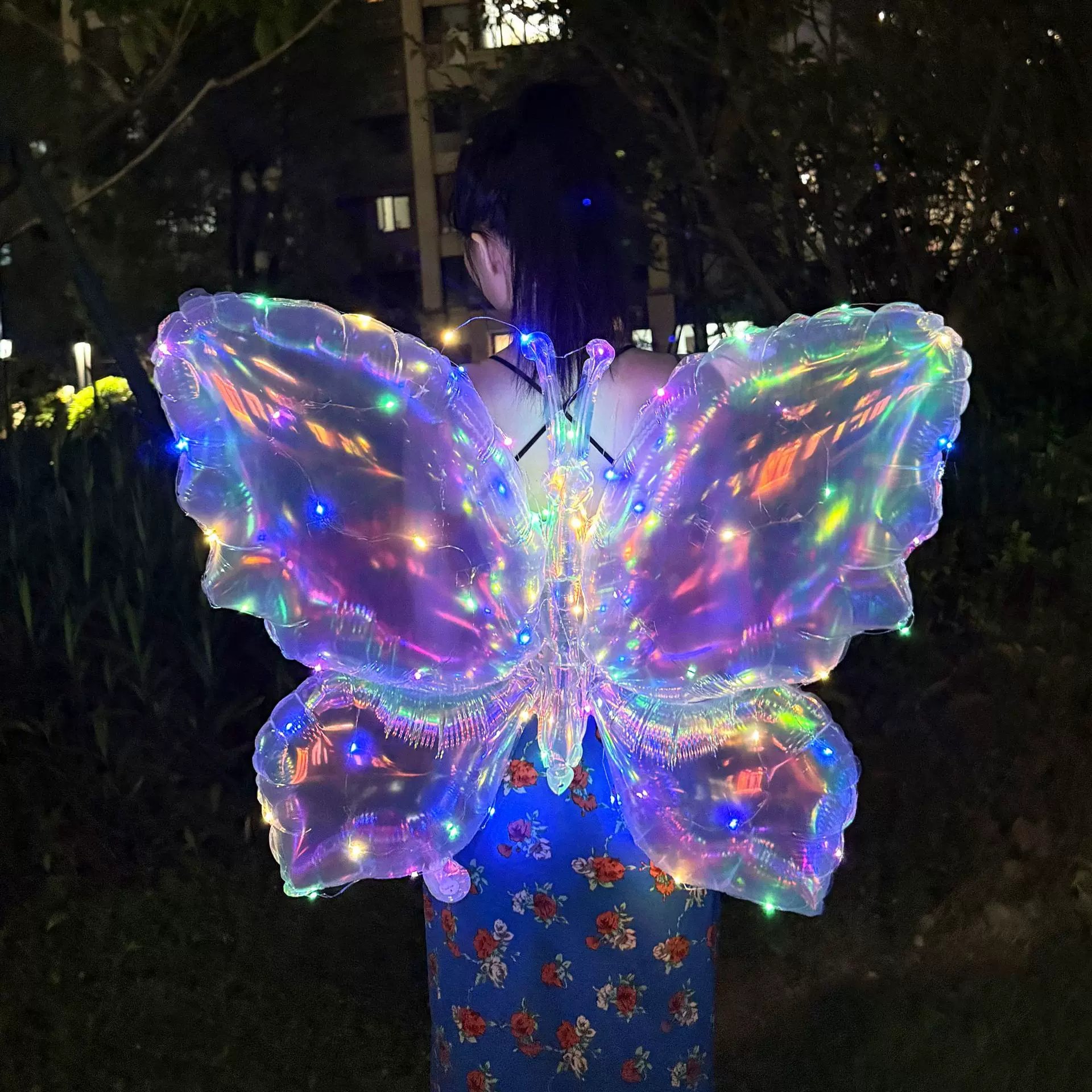 发光炫彩幻彩蝴蝶气球生日派对氛围装饰拍照道具夜市摆摊地推用品
