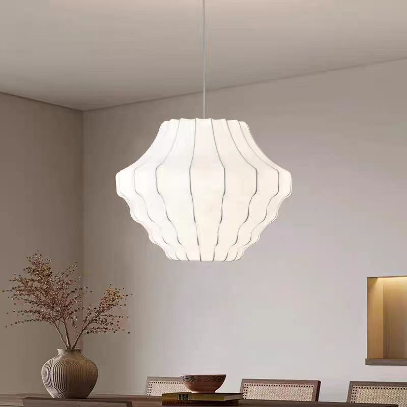 Araña de estilo japonés de diseñador nórdico Huixin, lámpara de dormitorio de restaurante Wabil Fengke, casa de familia, salón de té, candelabro de seda zen