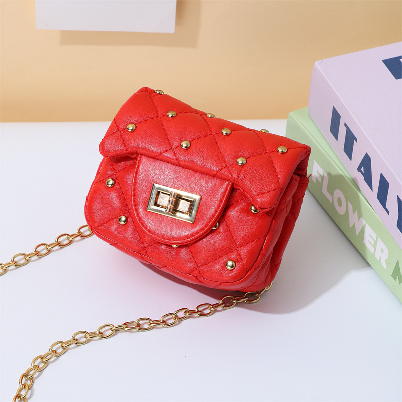 2025 primavera y verano estilo caliente moda casual niños dulces bolsa de gelatina mini bolso de mensajero de un solo hombro variedad al por mayor