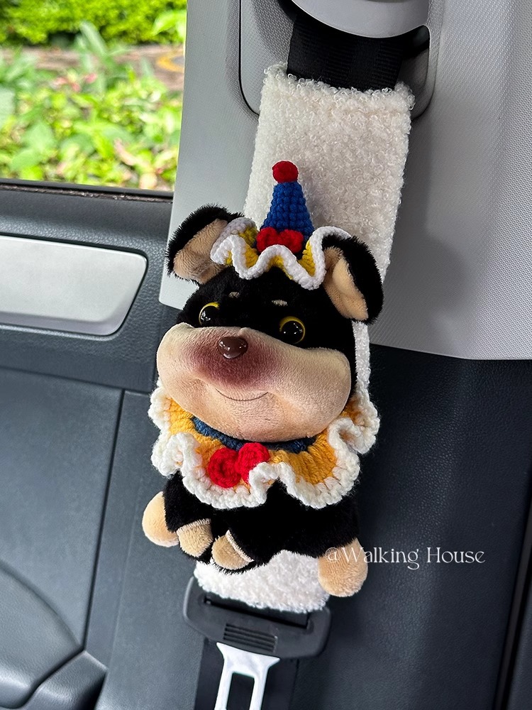 Car Seat Belt Shoulder Cover Cute Funny Bee Dog Plush Car Interior Decoration Ornaments Pocket Decoration Gift