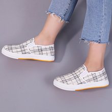 春季女鞋休闲时尚帆布鞋透气防臭低帮平底鞋女套脚防滑老北京布鞋
