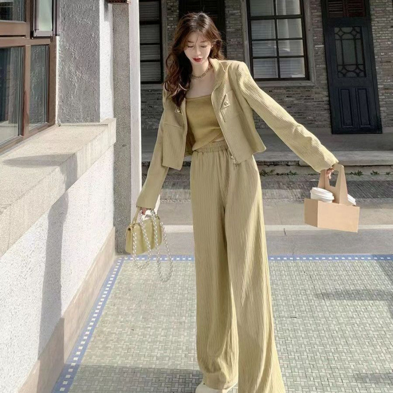 欧货休闲运动套装女秋季时髦洋气白色小香风卫衣阔腿裤气质三件套|undefined