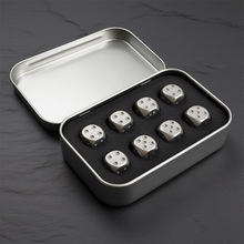 С�������l�B�w���С�����Ϻмo��Ʒ���b��ɫ�zӡLOGO�R���F��