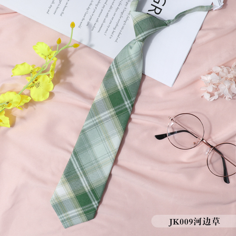 JK009河边草.jpg