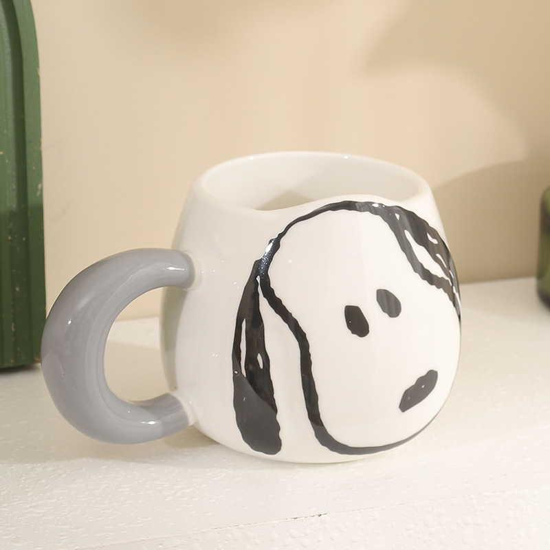 Auténtica licencia Snoopy tazas de cerámica para niños tazas de agua estudiantes tazas de gran capacidad para niñas de alto valor facial lindo