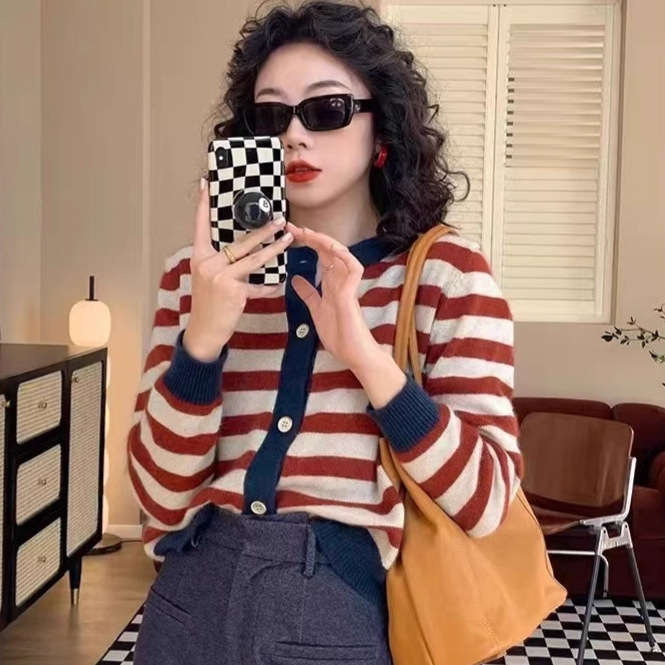Pure Wool Sweater Cardigan Jacket Women's Round Neck Long-Sleeved Outer Wear Autumn and Winter New French Contrast Stripes Design Shirt