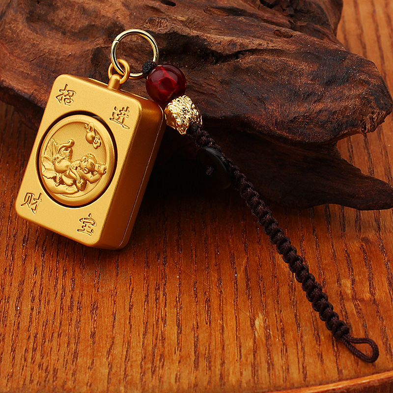 Año de la serpiente, personaje de cabello, colgante de llave, colgante de metal, llave de automóvil para hombres.