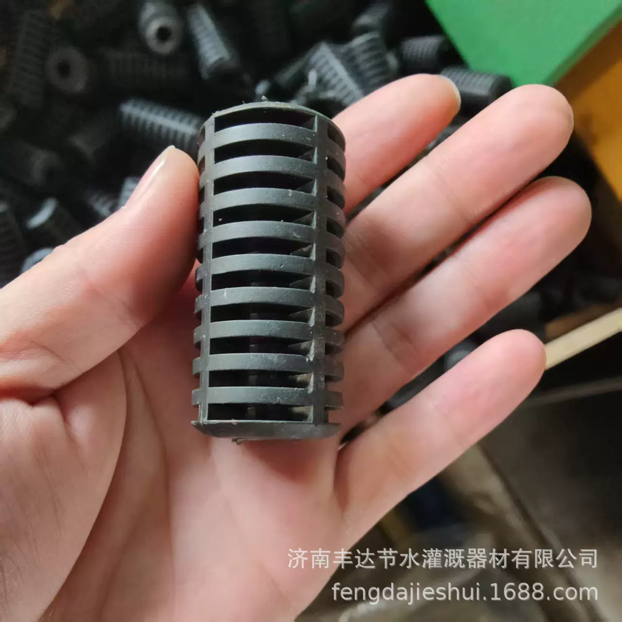 吊挂式微喷套装生产厂家销售节水灌溉用重锤 喷头配重