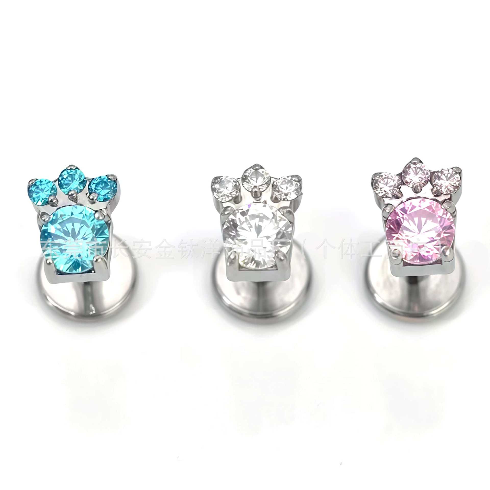 Labret piercing jewelry detail image