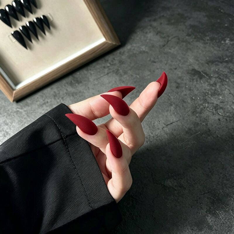 【Pure Red Cat Claw】Handmade Wearable Nails, Solid Color Wedding Nails, Cat Claw, High-Grade, Brightening, Wearable, Handmade, 10 Pieces