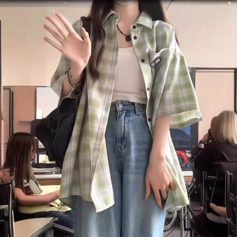 2024 Летний новый дизайн Чувство Зеленая клетчатая рубашка женская нишка Polo воротник рубашка маленькая рубашка тенденция