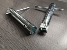 �S�ҹ�����Ͳ���������ķ����^��˨��ñ�Wʽ�߉���|����^���b