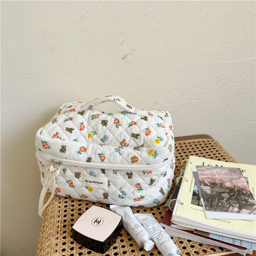 Homemade Cartoon Bear Flower Cosmetic Bag Large Capacity Portable Travel Toilet Bag Miscellaneous Storage Bag Three-piece Set