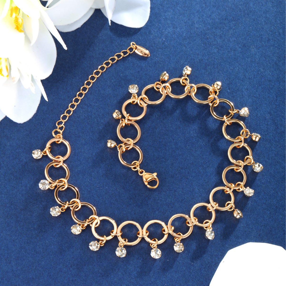 Xuping joyería nueva moda damas de verano mariposa pinggan colgante tobillar mujer Europa y América transfronteriza arena pie de viento