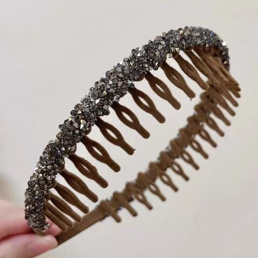 # 53 khaki diamond wavy hairband