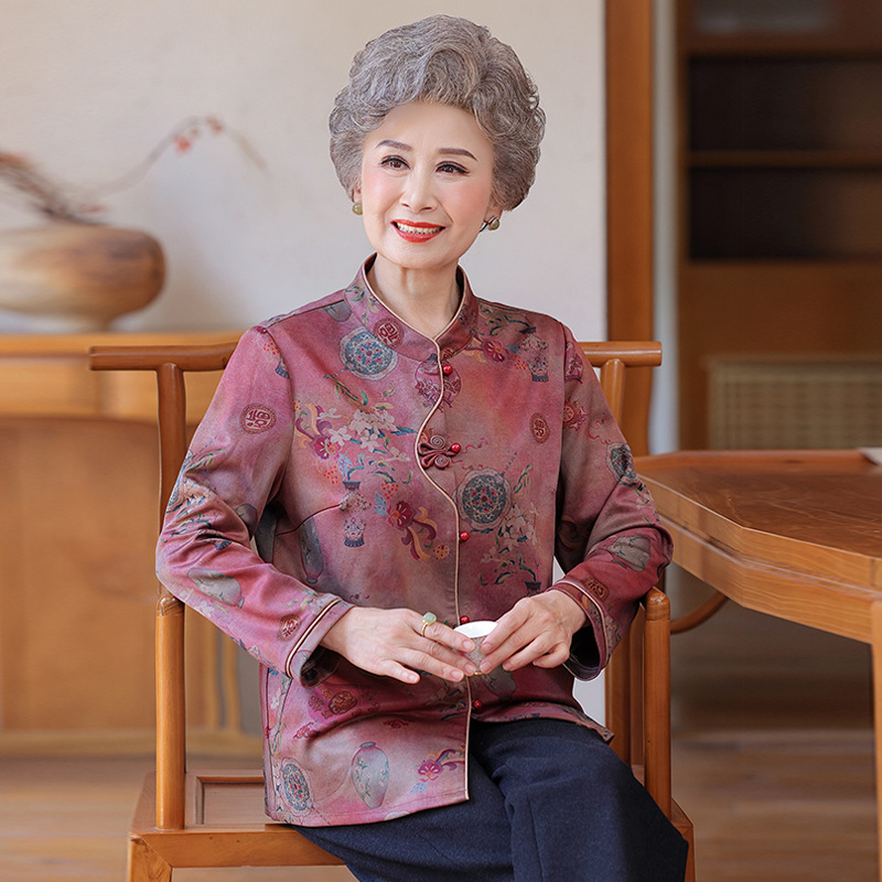 Silk set for elderly
