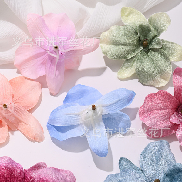 Velvet hair accessory for bride