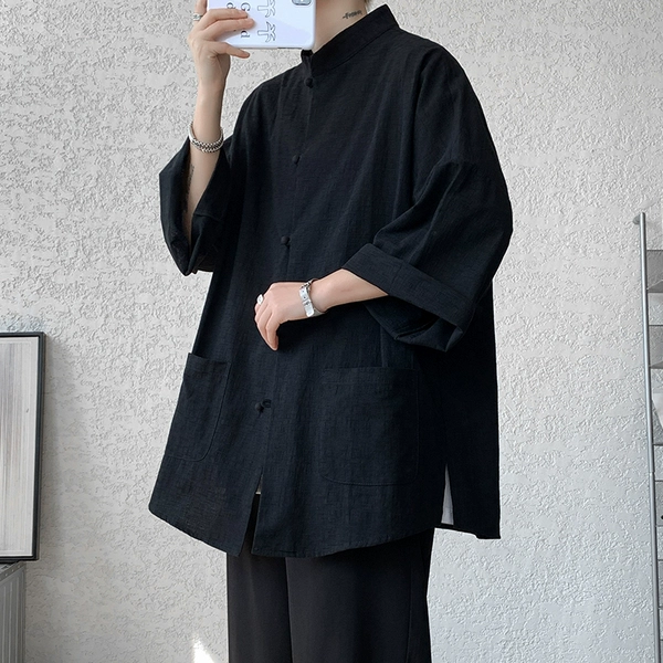 Black seven -point sleeve