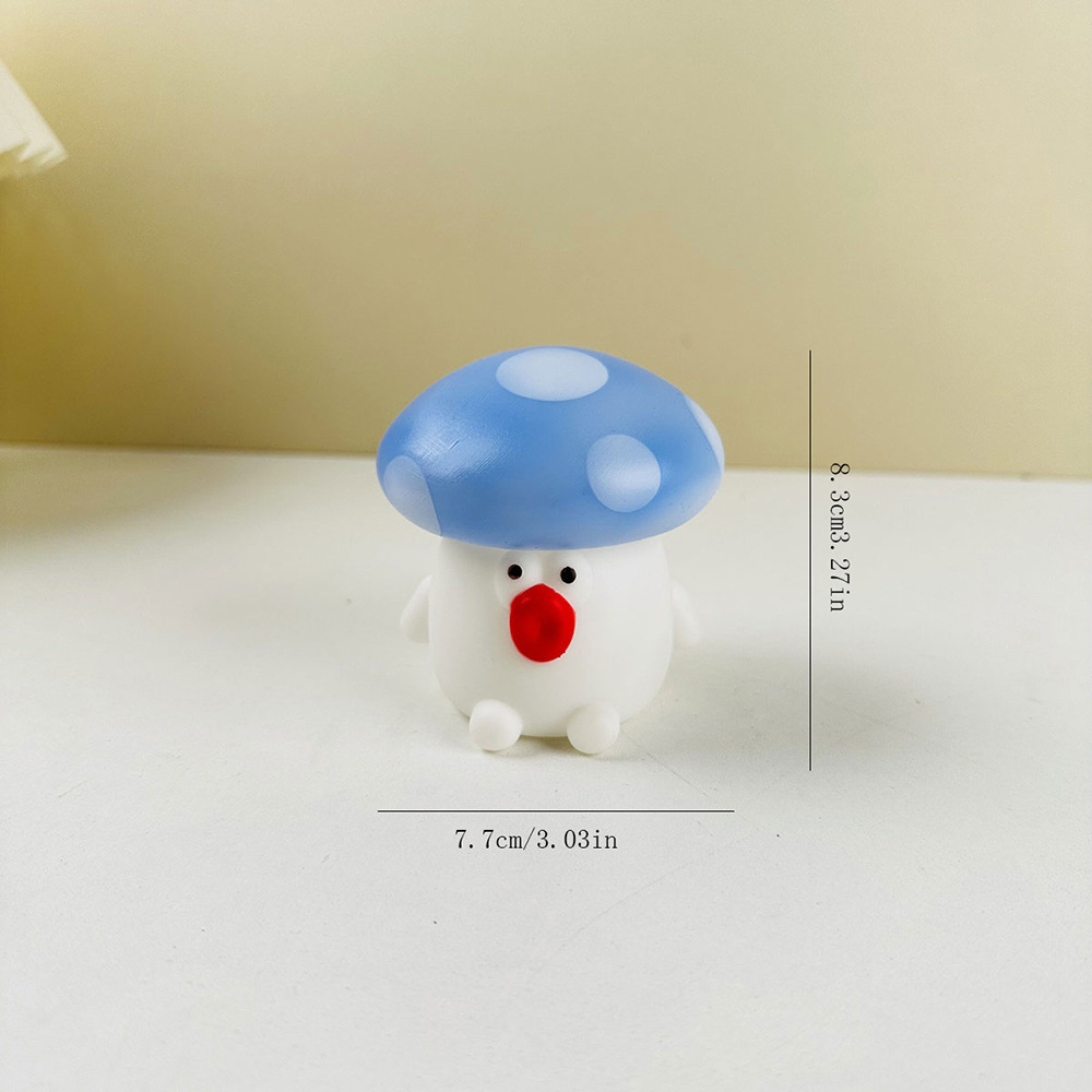 귀여운 작은 파란색 버섯