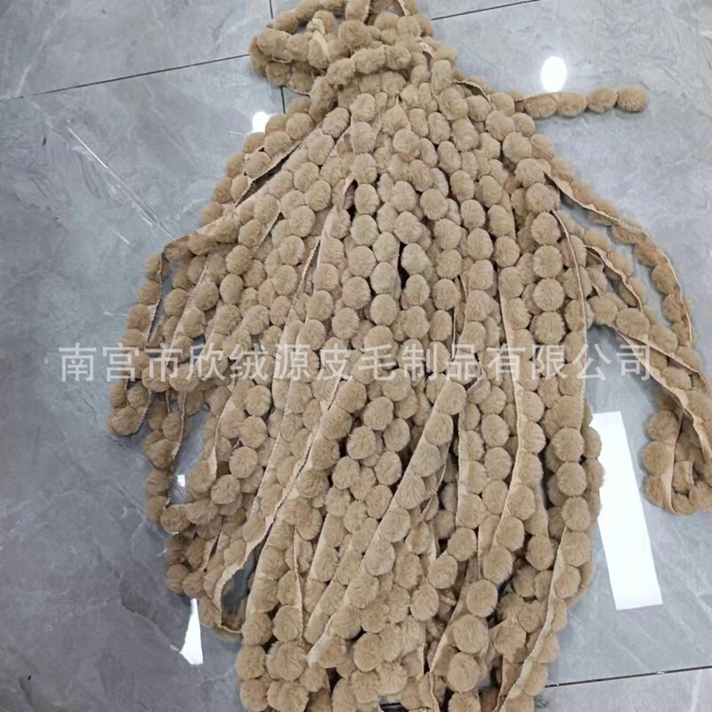 Wholesale color imitation rex rabbit ball wool strip Hanfu Tang suit artificial wool cuff cap strip fur accessories Wholesale color imitation rex rabbit ball wool strip Hanfu Tang suit artificial wool cuff cap strip fur accessories