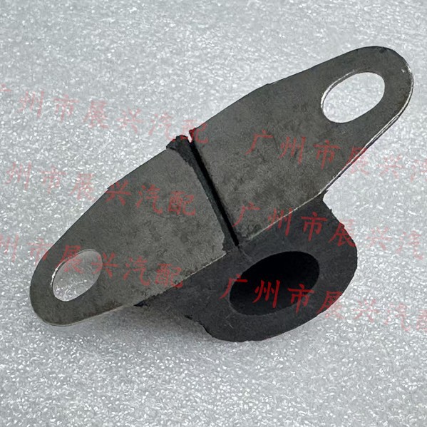 SA00-34-156M1适用于马自达车平衡杆固定胶套稳定杆开口胶底盘件