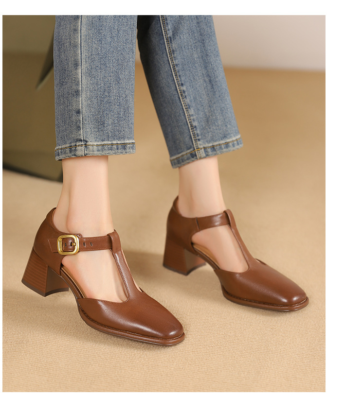 Sandal nữ quai chữ T đầu vuông hở mũi đế bệt — Màu nâu chi tiết 4