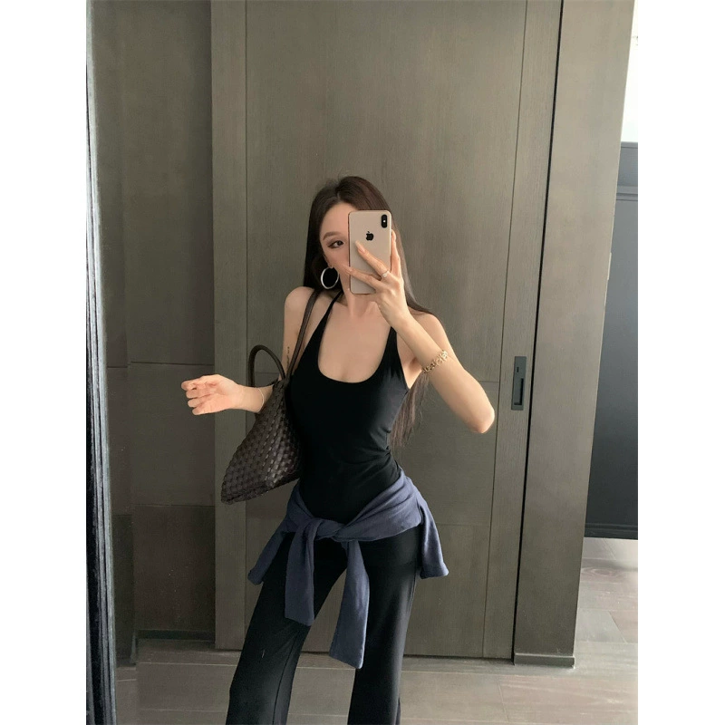 Женский костюм 2025 года: брюки с драпировкой и складчатым поясом, многоцветные, микро-клеш, повседневные, стройнящие, и жилет.