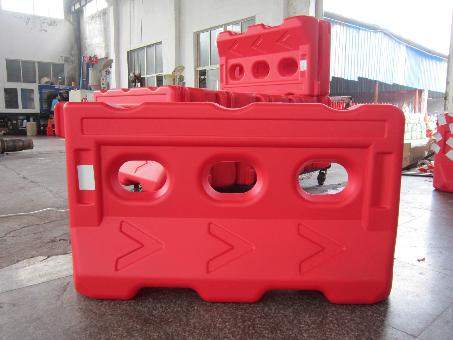 塑料水马 三孔水马 1500*800 老磨具加宽型三孔防撞水马 注塑路障