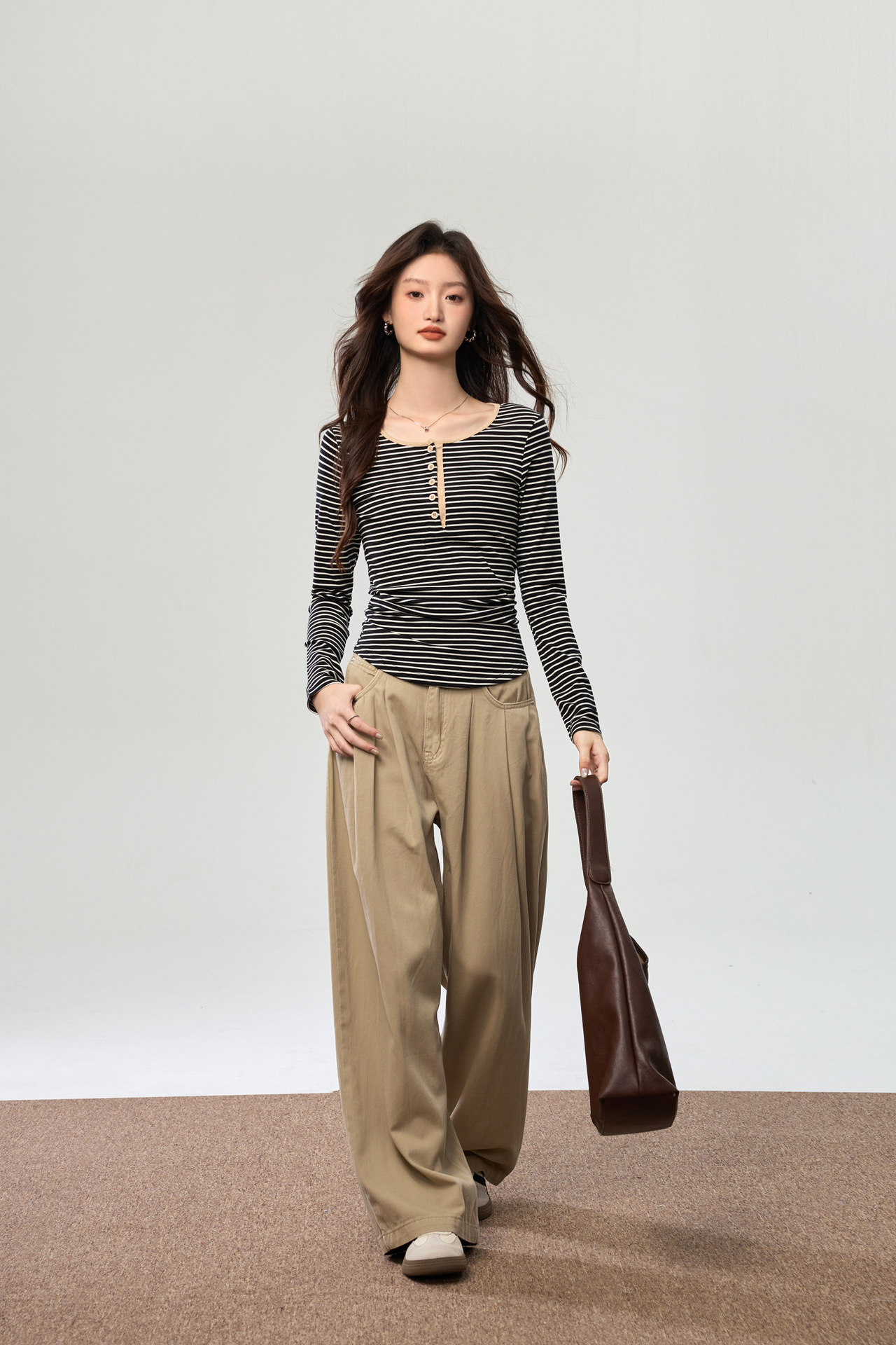 hmqViviiyNSAyin+WuaUt9Ly9Vn2po3TIyrR