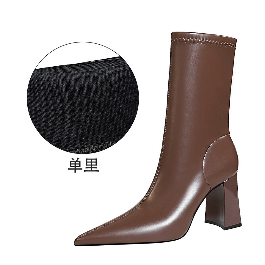 Botas cortas 318-12 (este modelo está agotado y no se volverá a tener en stock) image 12