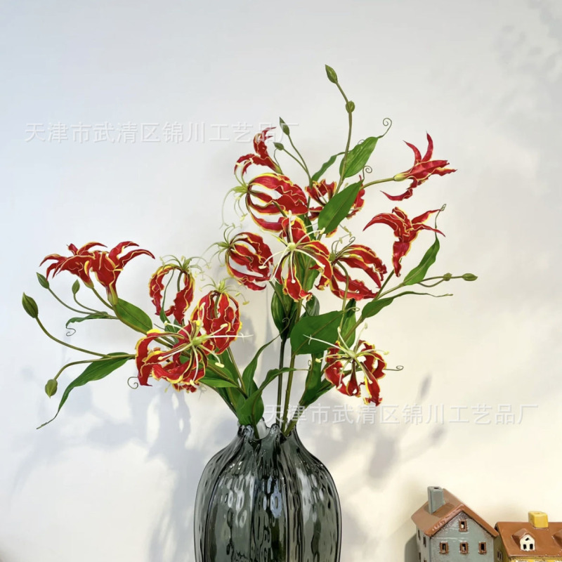 Long Branch 3 head Jia Lan Flame Lily artificial flower high-grade Jia Lan Lily wedding home foreign trade Wholesale Long Branch 3 head Jia Lan Flame Lily artificial flower high-grade Jia Lan Lily wedding home foreign trade Wholesale