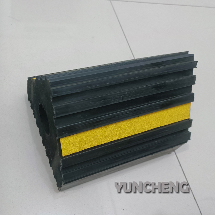 橡胶轮阻 飞机轮挡 车轮止退器 橡胶止轮块 云程优惠 现货