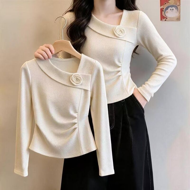 Korean-style slim-fit asymmetrical neck knit sweater, new spring and autumn design with rose pattern, youthful and stylish base top Korean-style slim-fit asymmetrical neck knit sweater, new spring and autumn design with rose pattern, youthful and stylish base top