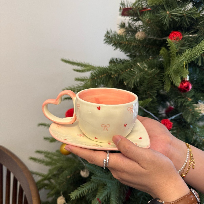 Estilo coreano ins mano cerámica taza de café plato amor mango arco amor taza de cerámica comercio electrónico transfronterizo