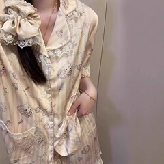 ハローキティパジャマレディース夏アイスシルク薄いかわいい甘いハローキティ半袖ショーツホームウェア