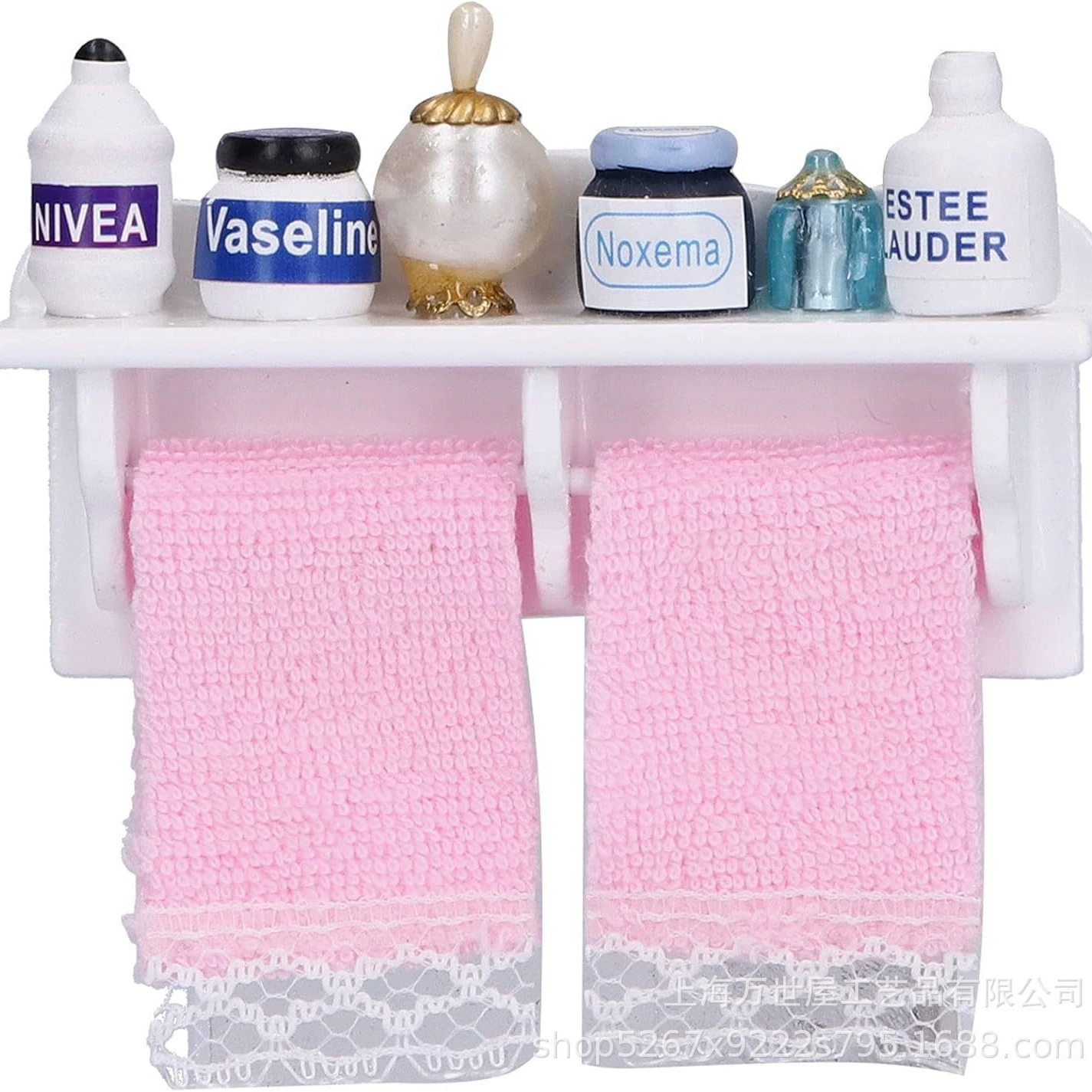 Small doll house, realistic towel, scale 1:12