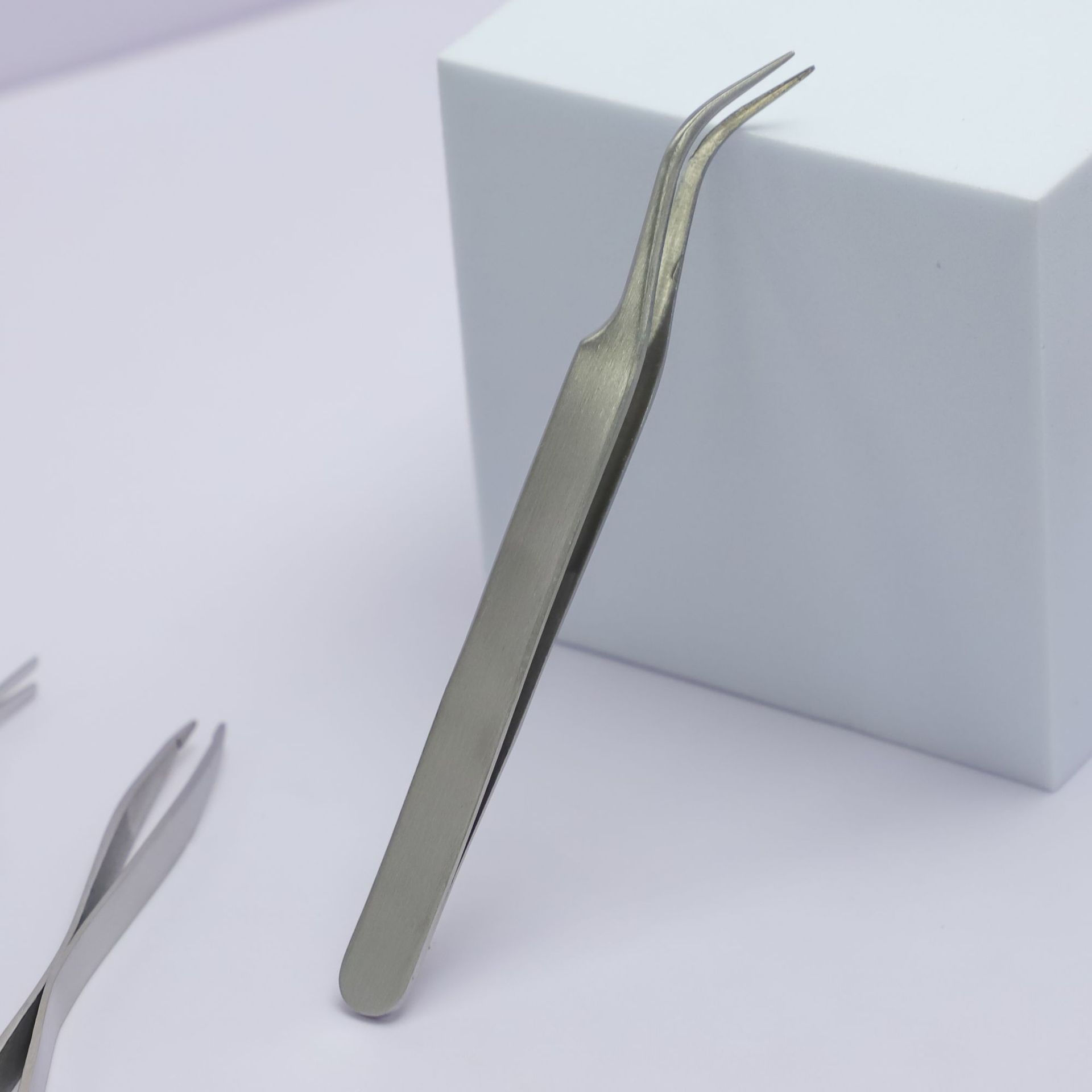 나비 틱 클립 싱글