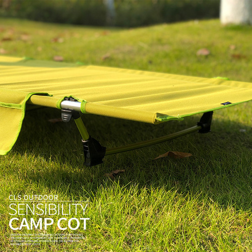 Outdoor lightweight folding bed, portable camping bed, simple camp bed, accompanying lunch break bed, camping simple leisure bed