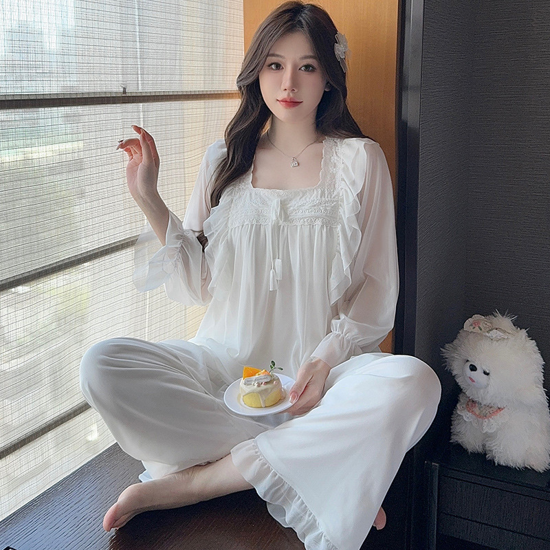 Loose Slimming Pajamas Autumn and Winter New Princess Style Long-Sleeved Pants Suit Sweet Lace White Mesh Home Clothes Loose Slimming Pajamas Autumn and Winter New Princess Style Long-Sleeved Pants Suit Sweet Lace White Mesh Home Clothes