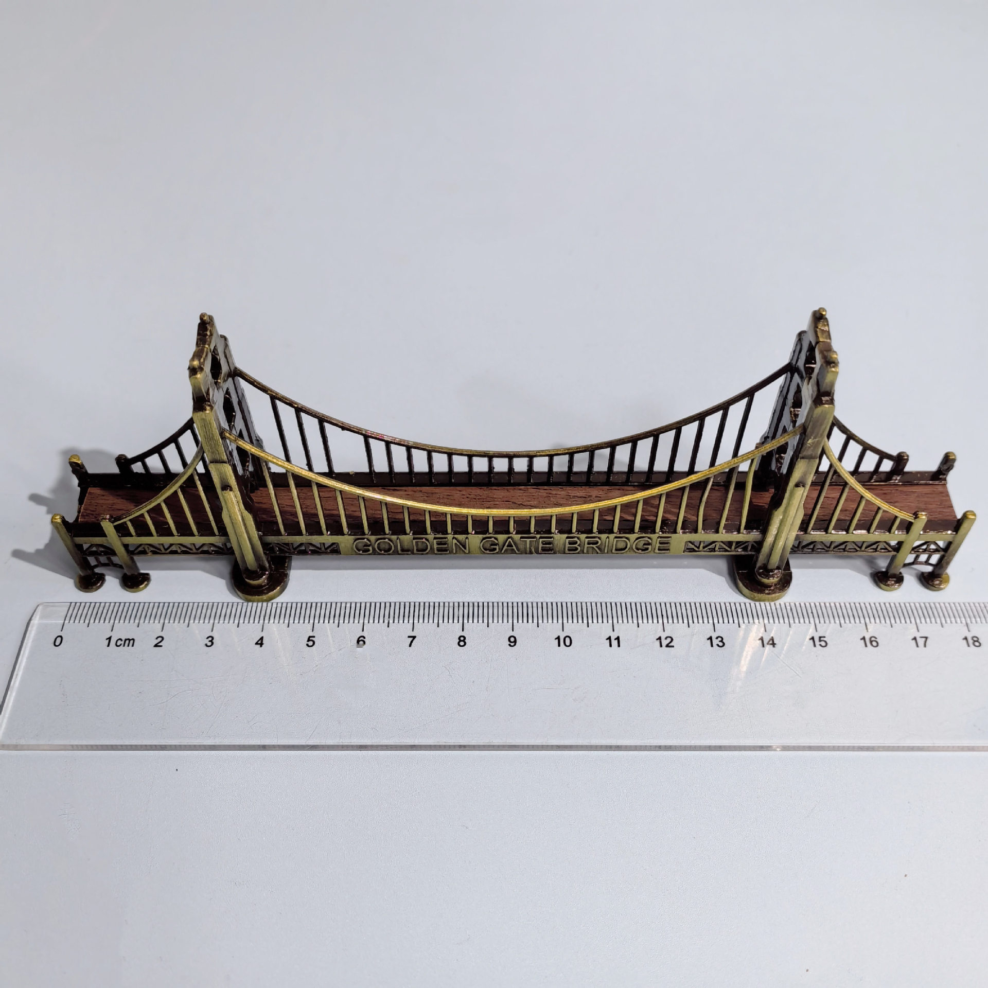 Decoración de la Torre Eiffel de París Artesanía romántica de metal de hierro forjado Sala de estar Dormitorio Sala de estudio Decoración de escritorio