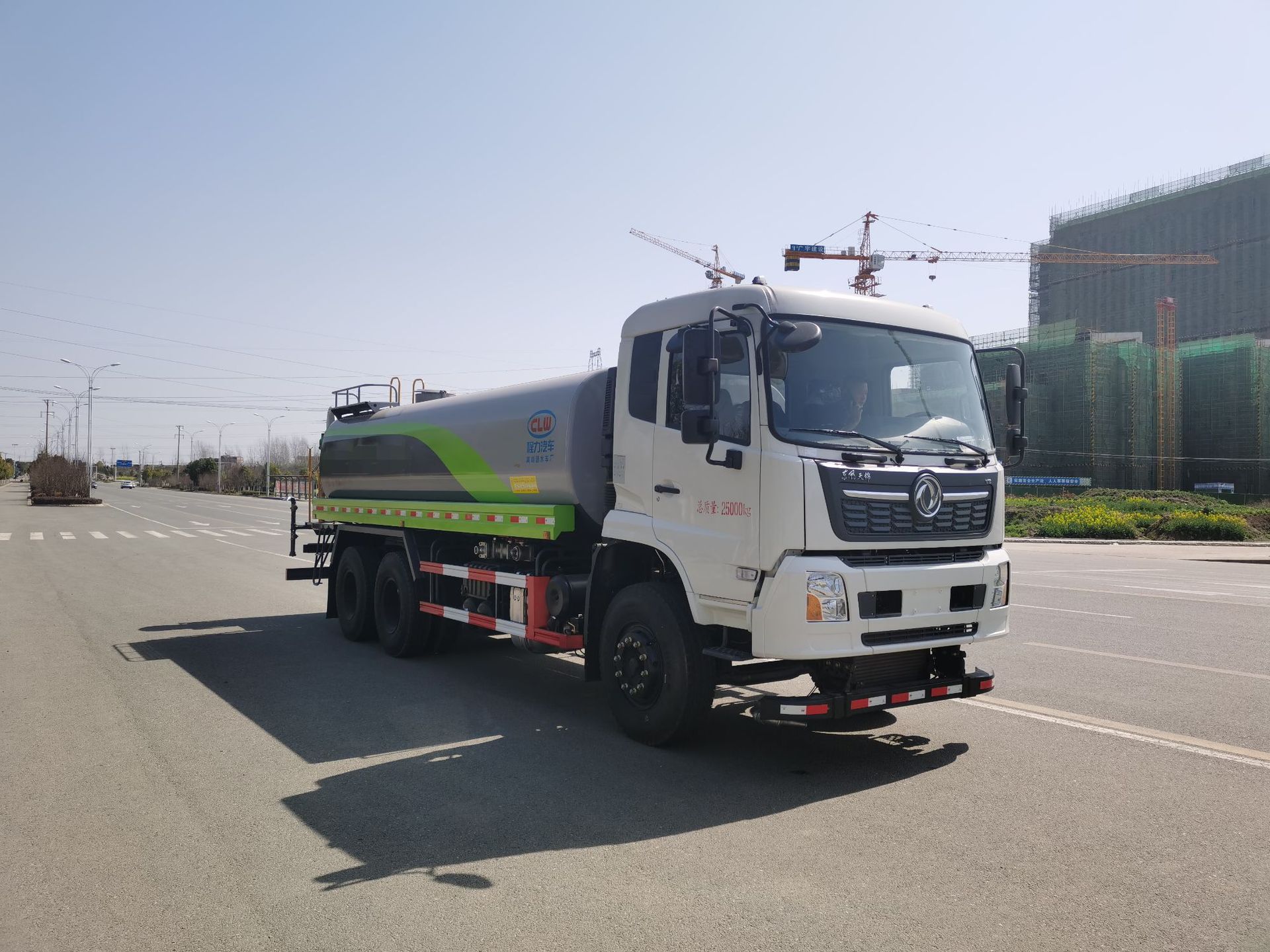 Special Sprinkler Truck for Construction Sites, Multi-Functional Sprinkler Truck for Greening, Road Sprinkler Maintenance Truck Manufacturer Supply
