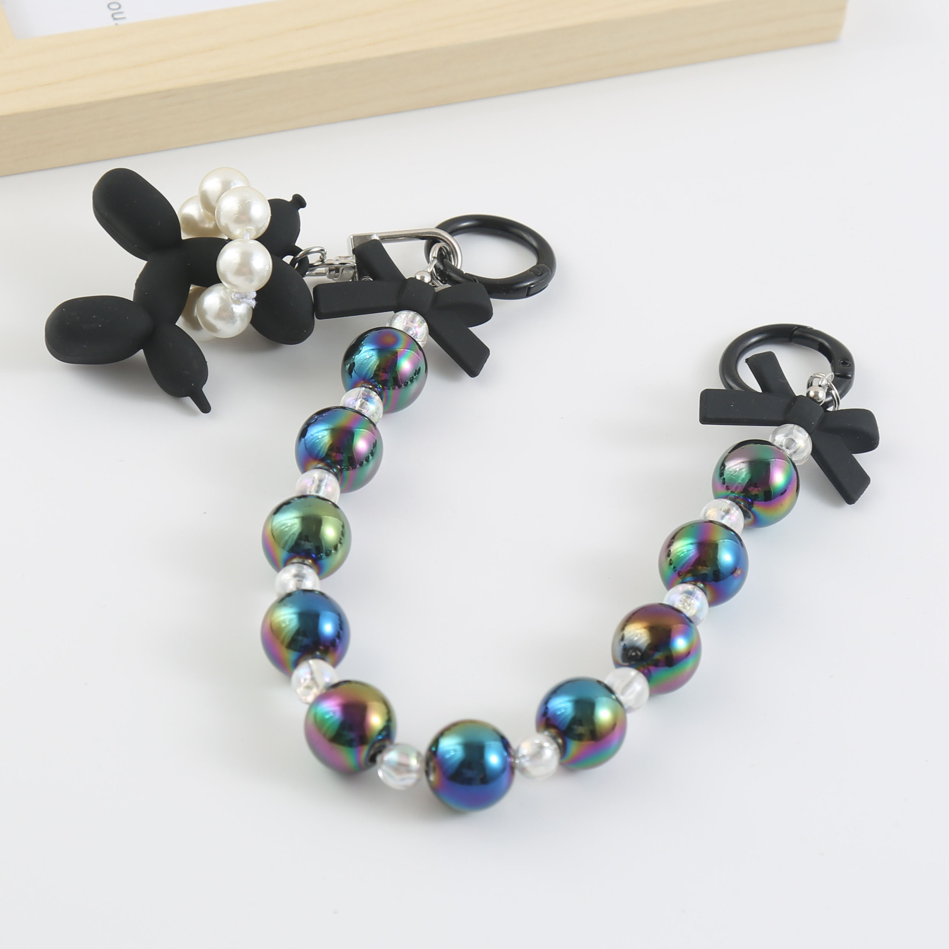 TikTok CADENA DE TELÉFONO MÓVIL adornos decorativos doble hebilla colgante Globo perro colgante DIY teléfono móvil Shell cadena hecha a mano con cuentas