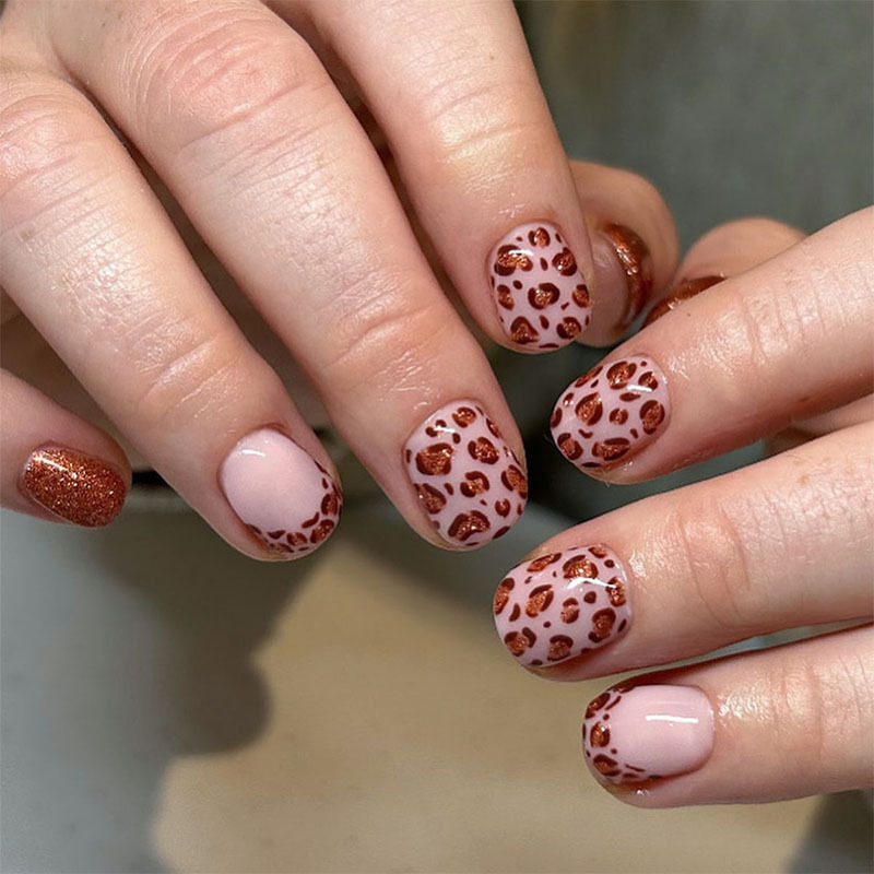 Short Square Nails, Spicy Leopard Print French Nails, Orange Glitter Fake Nails, Autumn and Winter Nail Art, Cross-Border Wearable Nails Short Square Nails, Spicy Leopard Print French Nails, Orange Glitter Fake Nails, Autumn and Winter Nail Art, Cross-Border Wearable Nails