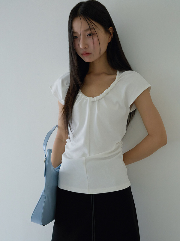【欧凡】 法式设计感V领褶皱收腰无袖T恤女夏季新款别致小衫3084|undefined