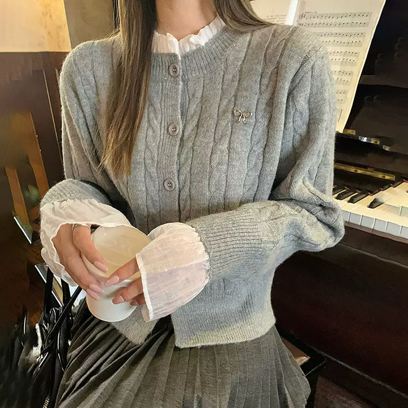 韩系学院风假两件木耳边麻花毛衣开衫女短款百搭圆领针织开衫女