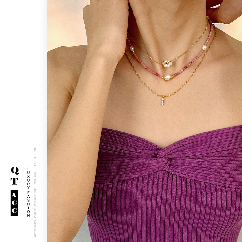 Fashion Commuting Romance Dream Púrpura Natural Stone Pearl Zircon Decoration Design Superposición Collar de cadena curva Mujeres
