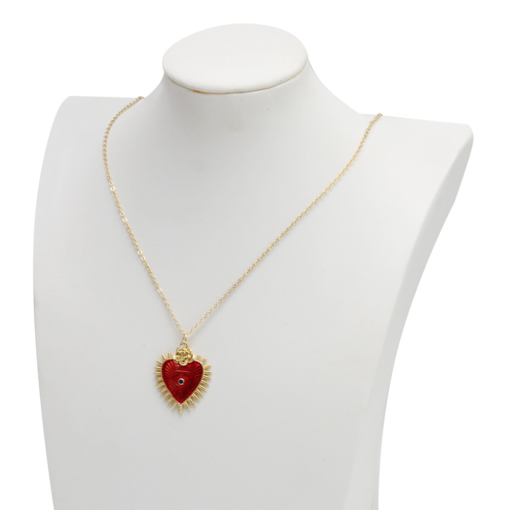 Simple Style Devilu0027S Eye Heart Shape Copper Inlay Zircon Pendant Necklace 1 Piece