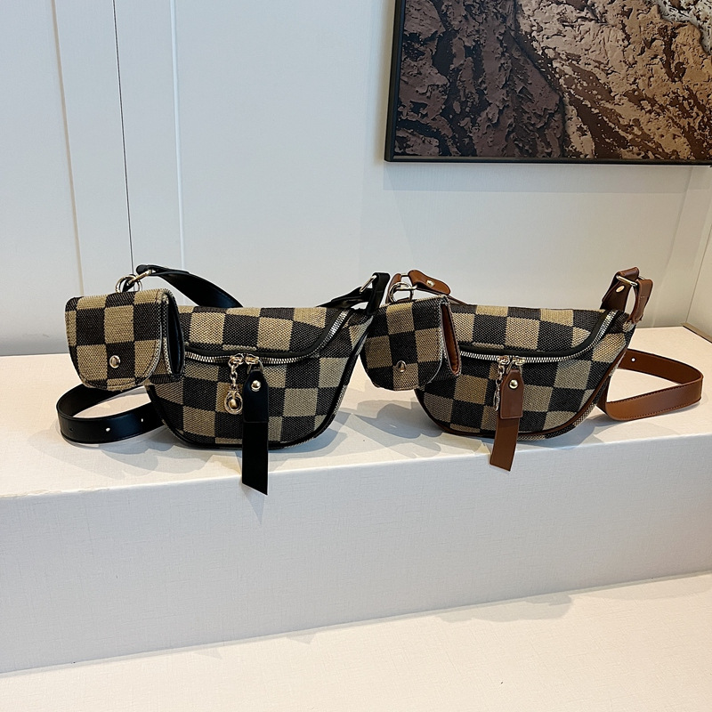 Ventas transfronterizas en caliente de moda versátil para viajar con tablero de ajedrez tela pequeña bolsa de auriculares bolso de pecho bolso de cintura 2 en 1